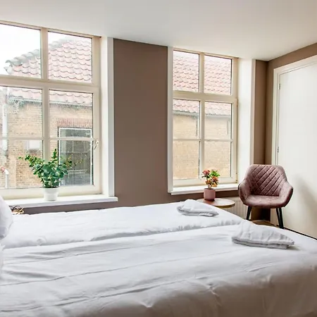 Holiday home Luxury Mansion At The Harbor Families Only Oud-Beijerland